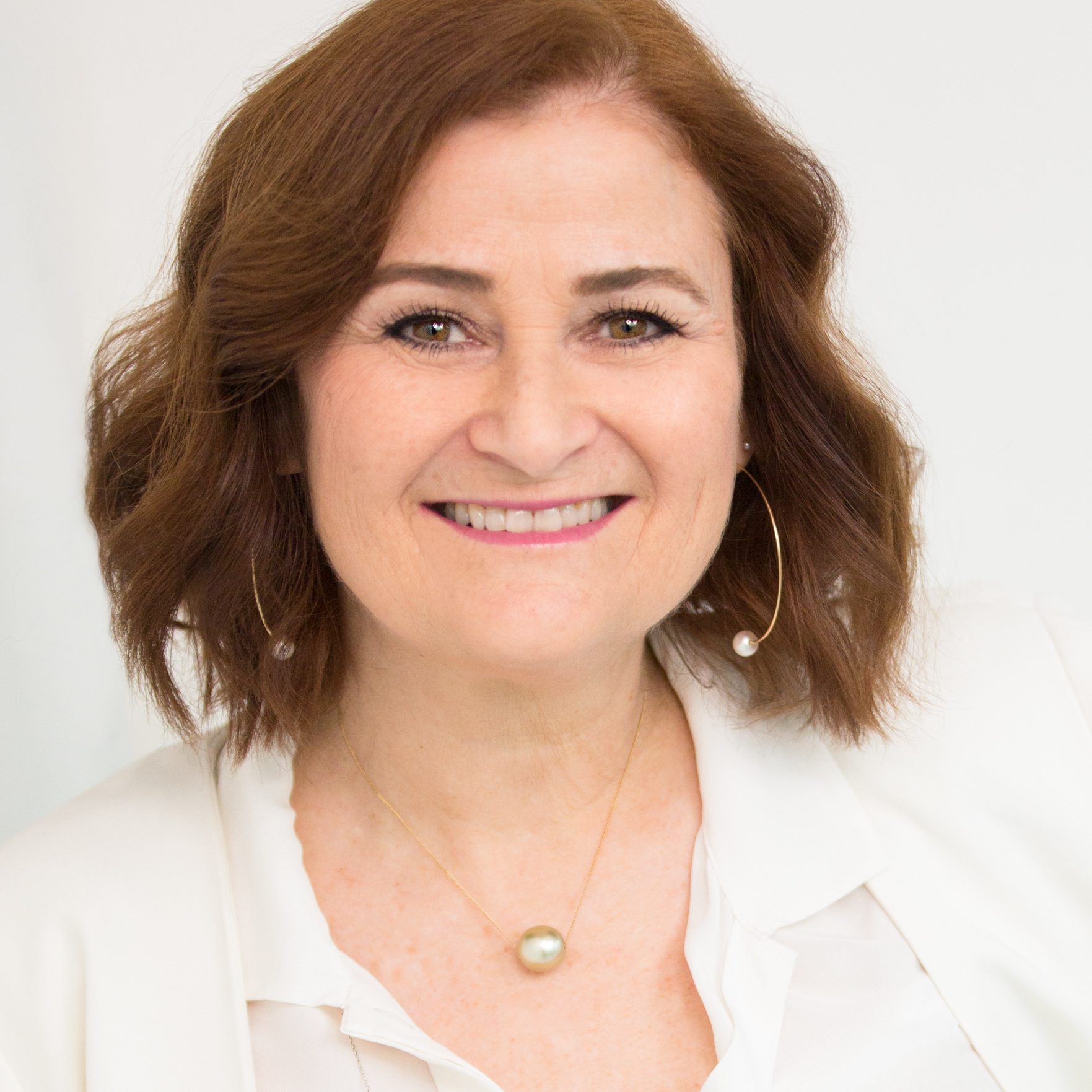 2023-08-24 Judi Cunningham - Headshot Cropped High Resolution